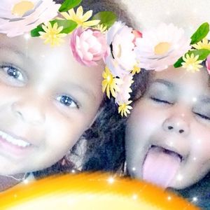 Meet your Posher, Sara